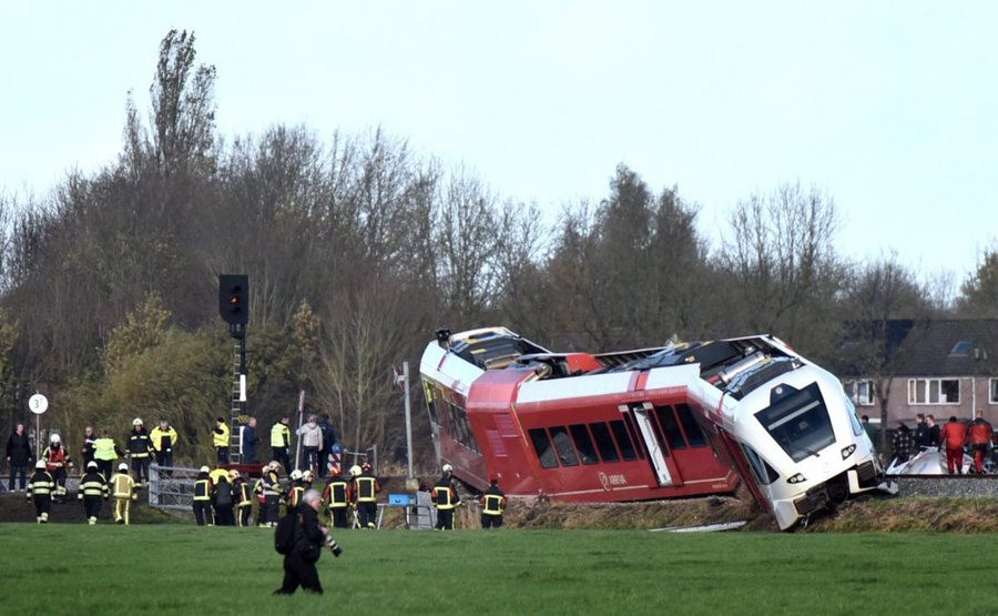 Ολλανδία: 18 τραυματίες μετά από σύγκρουση τρένου με φορτηγό