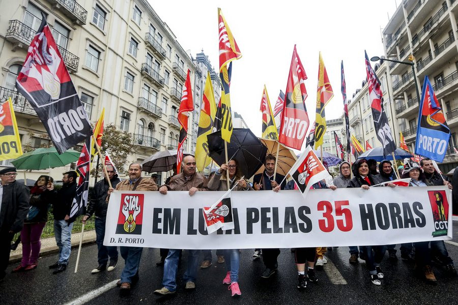Πορτογαλία: Χιλιάδες δημόσιοι υπάλληλοι στους δρόμους με αίτημα την αύξηση των μισθών