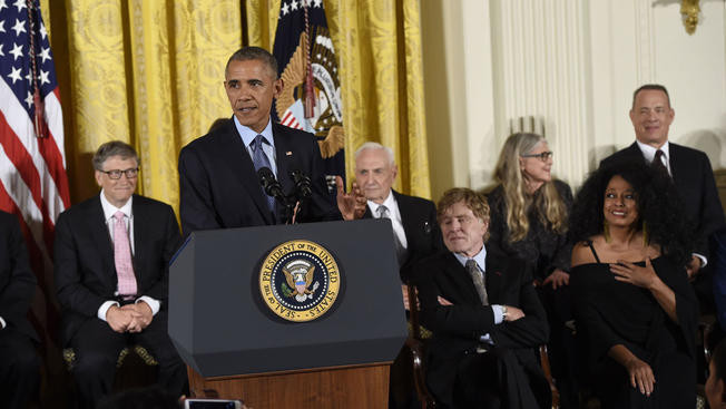 Ο Ομπάμα βράβευσε 21 προσωπικότητες με το Μετάλλιο της Ελευθερίας [ΒΙΝΤΕΟ + ΦΩΤΟ]