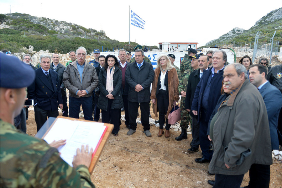 Περιοδεία Καμμένου με βουλευτές του ΣΥΡΙΖΑ και της Χρυσής Αυγής σε Ρω και Καστελόριζο