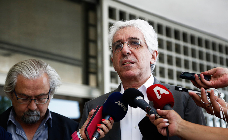 Παρασκευόπουλος: Οι δηλώσεις μου για τη ΧΑ παρερμηνεύθηκαν, αλλά αν μου ζητηθεί θα παραιτηθώ