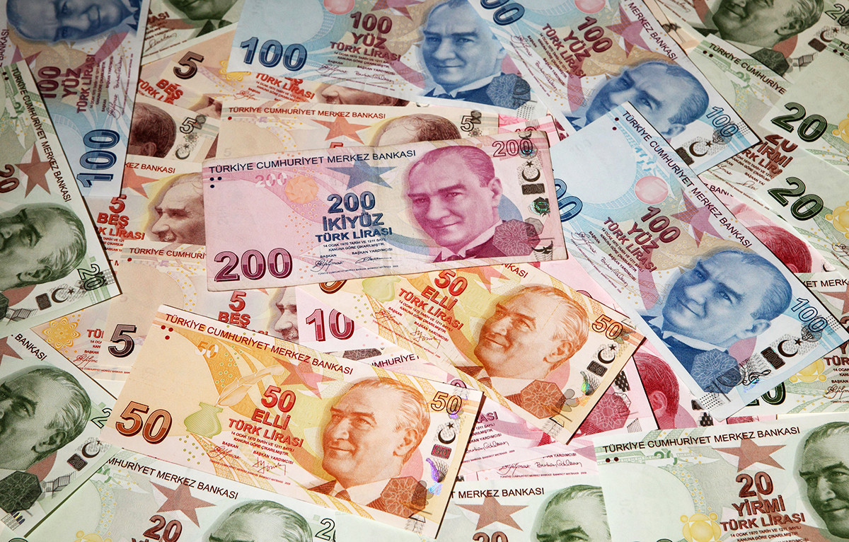 Καταρρέει το «οικονομικό θαύμα» του Ερντογάν