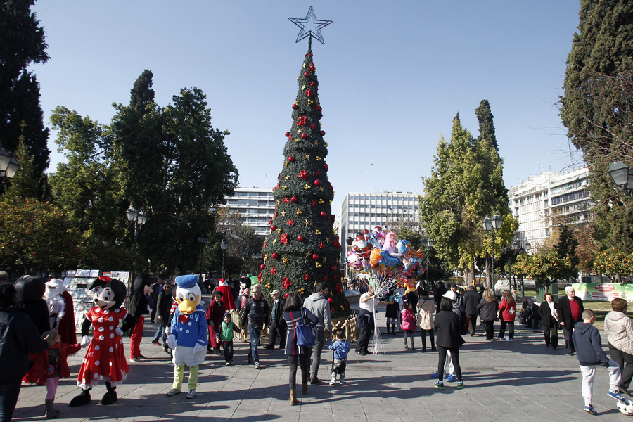 Ηλιόλουστα Χριστούγεννα με μικρή άνοδο της θερμοκρασίας