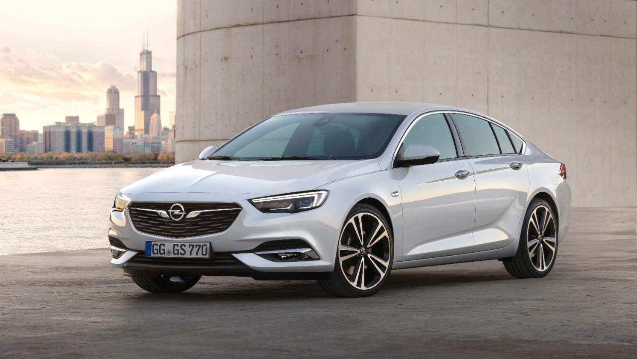 Νέο Opel Insignia Grand Sport: Με πολλά υποσχόμενο όνομα…