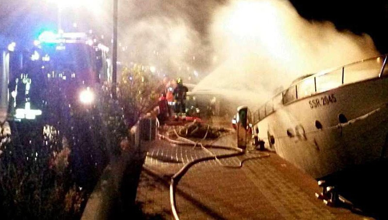 Τρεις τουρίστες κάηκαν ζωντανοί σε ιστιοπλοϊκό που τυλίχθηκε στις φλόγες στην Ιταλία