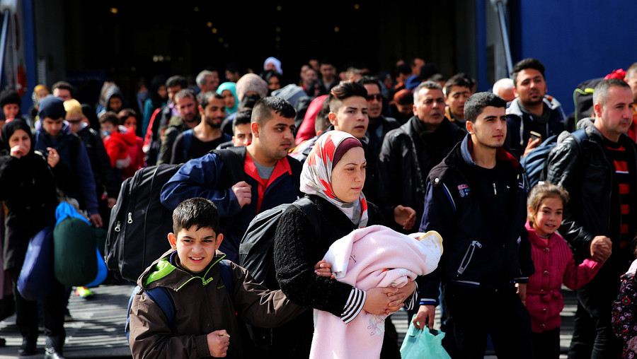 Αβραμόπουλος σε Κούλογλου: Τα κράτη μέλη της ΕΕ φταίνε για τη μη εφαρμογή της συμφωνίας στο προσφυγικό