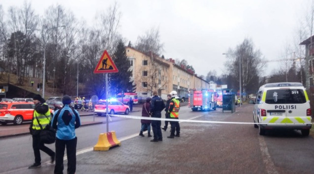 Αυτοκίνητο έπεσε πάνω σε πλήθος στο Ελσίνκι – Τρεις τραυματίες σε κρίσιμη κατάσταση