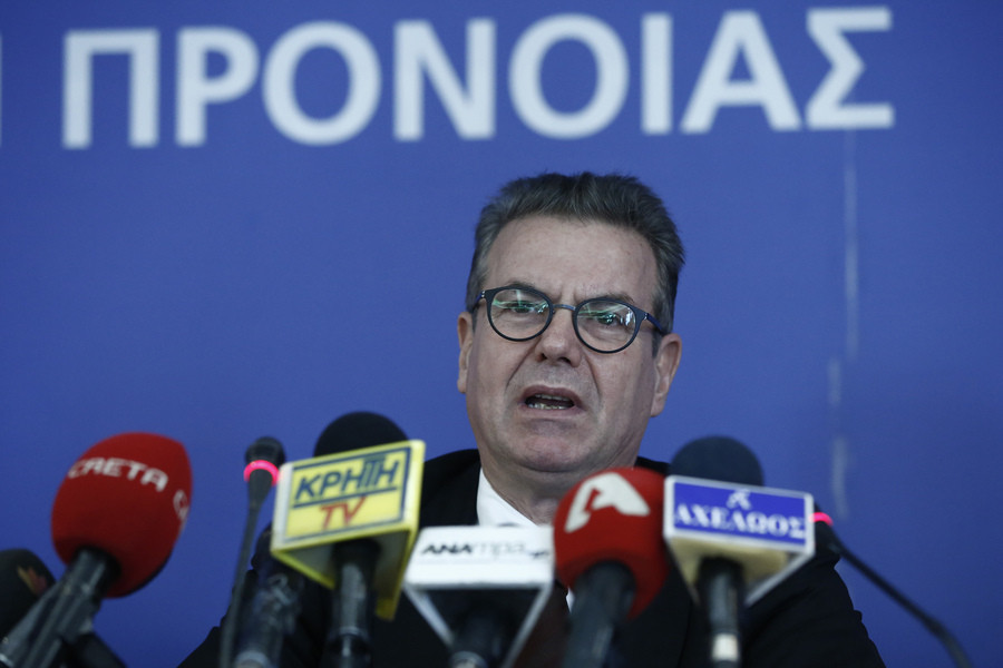 Πετρόπουλος: Δεν θα πληρώνουν εισφορές όσοι δεν έχουν έσοδα από μπλοκάκια αν είναι και μισθωτοί