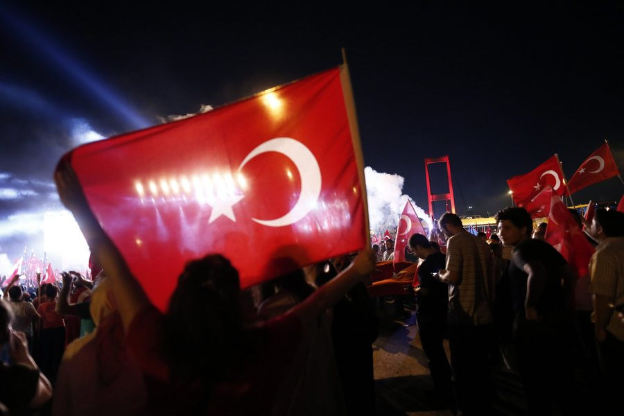 Επιβλήθηκαν τα πρώτα ισόβια για το πραξικόπημα στην Τουρκία
