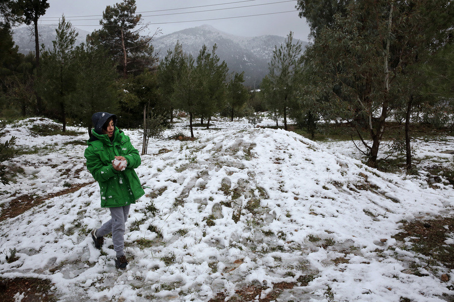 Η επέλαση του χιονιά ξεκίνησε σε Μακεδονία και Ήπειρο – Πού θα «χτυπήσει» τις επόμενες ώρες