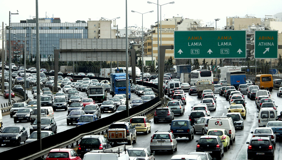 Τελευταία μέρα σήμερα για τέλη κυκλοφορίας και πινακίδες