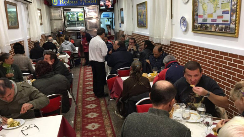 Robin Hood: Το εστιατόριο στο οποίο δειπνούν δωρεάν οι άστεγοι της Μαδρίτης