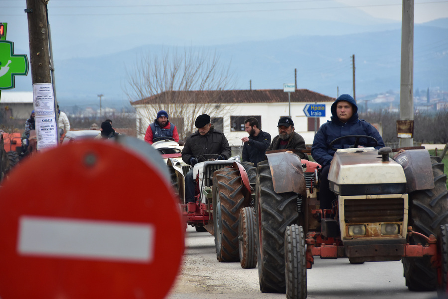 Με διάταξη θα επιλυθεί το ζήτημα του ΦΠΑ των αγροτών