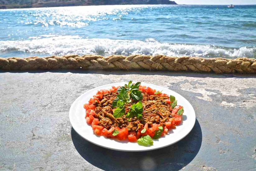 Η Ελλάδα που μπορεί κι ελπίζει… στο πιάτο σας!