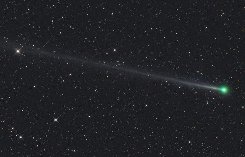 Λίγο πριν την πανσέληνο, την έκλειψη και το πέρασμα του κομήτη Honda