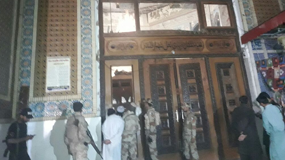 Τουλάχιστον 70 νεκροί από επίθεση του ISIS σε τέμενος στο Πακιστάν