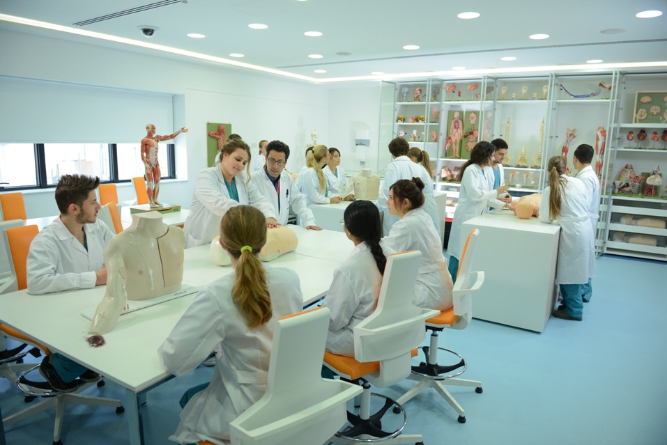 Το  Ευρωπαϊκό Πανεπιστήμιο Κύπρου παρουσιάζει την Ιατρική Σχολή