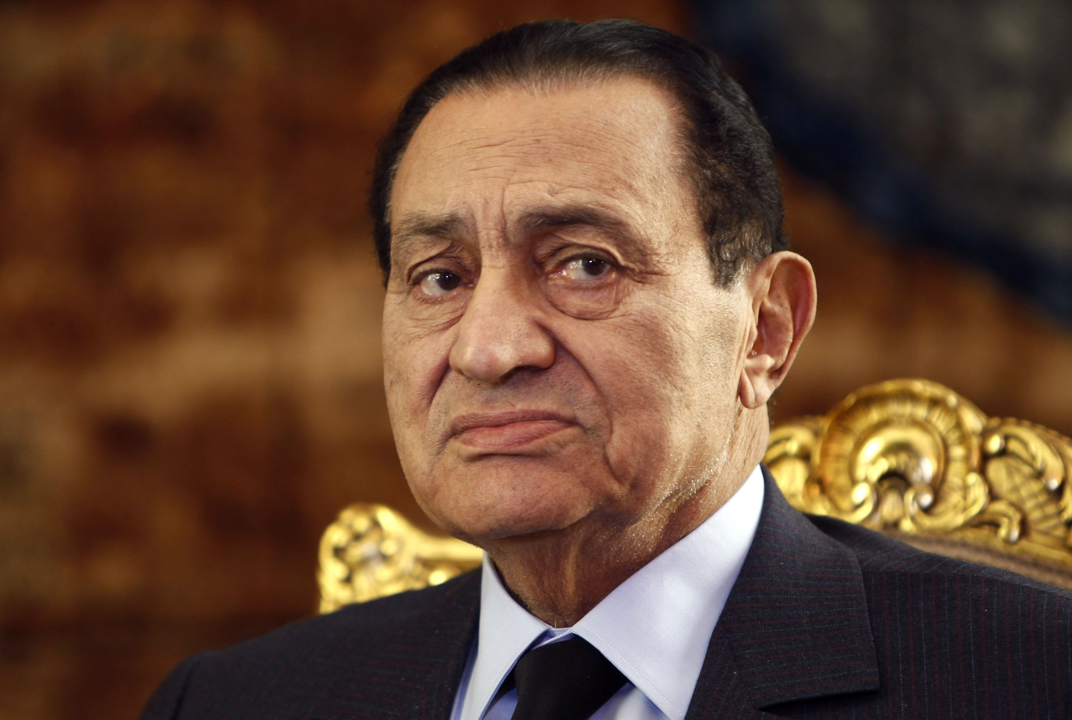 Αίγυπτος: Οριστικά αθώος ο Μουμπάρακ για τις δολοφονίες διαδηλωτών στην Αραβική Άνοιξη