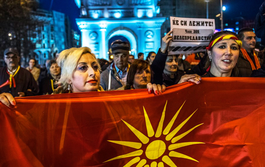 Χάος στην ΠΓΔΜ, κίνδυνος στα Βαλκάνια