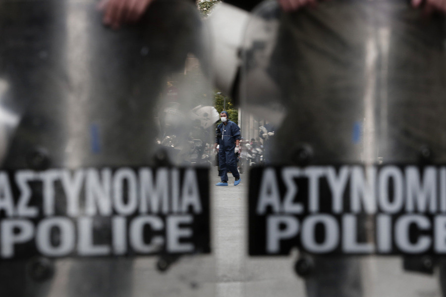 Ο αστυνομικός που συνέλαβε το Μαζιώτη σκότωσε τον ταξιτζή στην Καστοριά