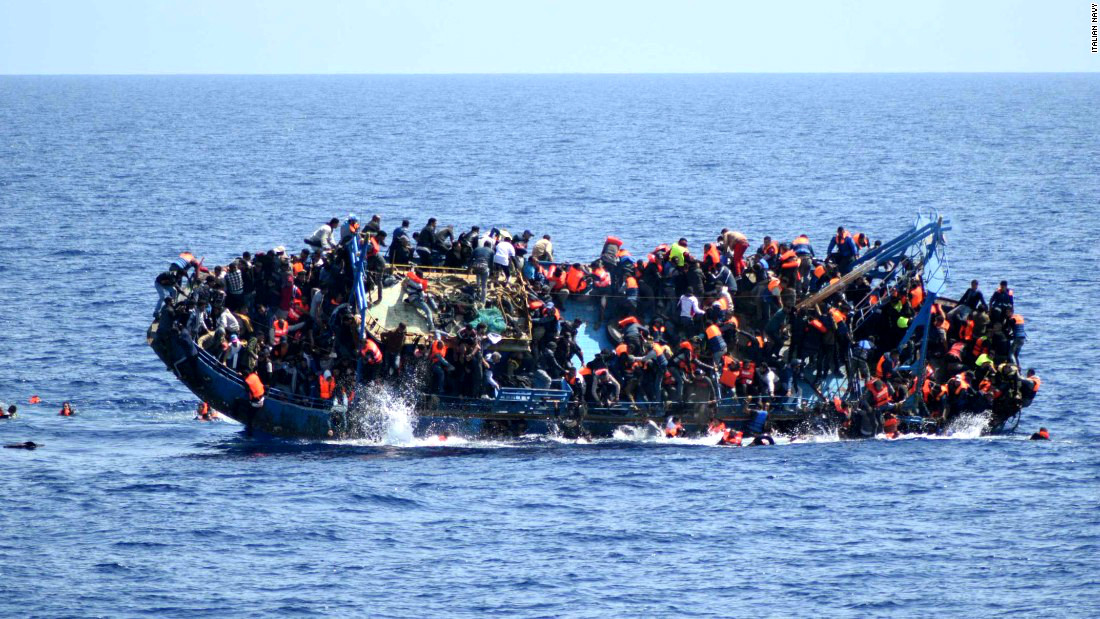 Τουλάχιστον 250 μετανάστες πνίγηκαν σε δύο ναυάγια ανοικτά της Λιβύης