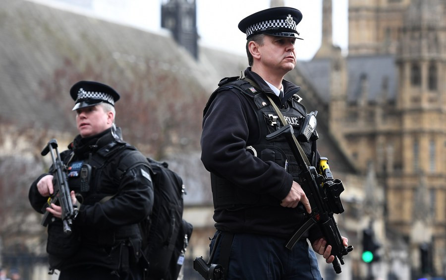 Ακόμη δυο συλλήψεις για το χτύπημα στο Λονδίνο – Στους πέντε οι νεκροί