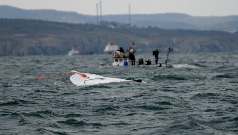 Έντεκα νεκροί και 4 αγνοούμενοι πρόσφυγες σε ναυάγιο ανοιχτά των τουρκικών ακτών
