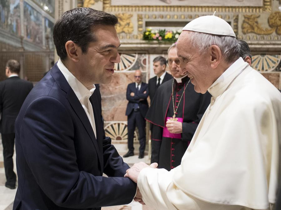 Τσίπρας: Οι ευχαριστίες του Πάπα για την προσφορά της Ελλάδας με γέμισαν υπερηφάνεια