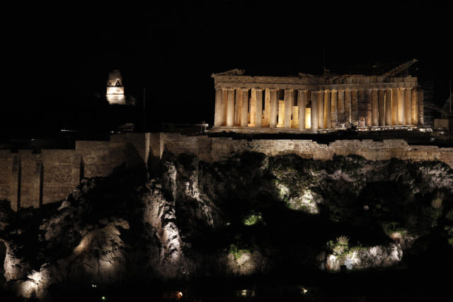 Η Ώρα της Γης έφτασε: 60 λεπτά αφιερωμένα στον πλανήτη μας [ΒΙΝΤΕΟ]