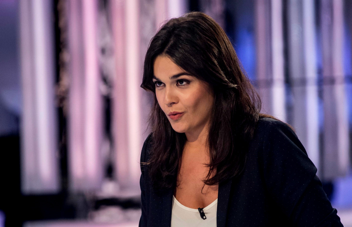 Clara Jimenez: Η διάσημη κυνηγός των «Fake News» μιλάει στο Tvxs.gr για τη μάχη της