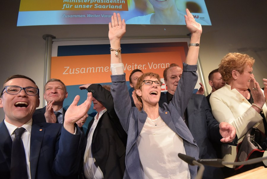 Γερμανία: Οι Χριστιανοδημοκράτες «βλέπουν» «μήνυμα» κατά της Αριστεράς στο κρατίδιο του Ζάαρλαντ