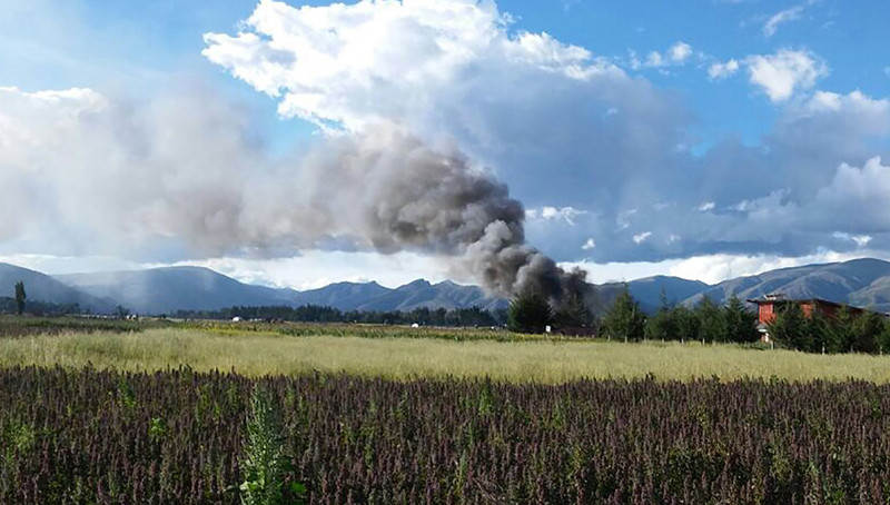 Boeing 737 της Peruvian Airlines πήρε φωτιά στην προσγείωση [Βίντεο]
