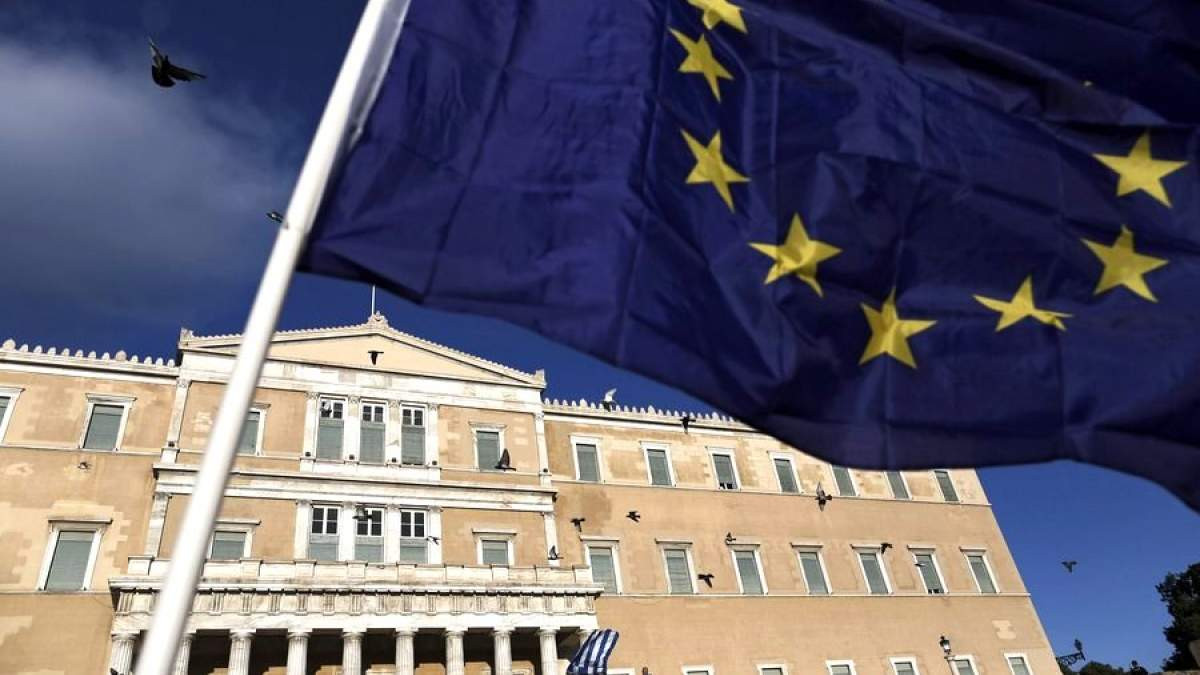 Bloomberg: Κοντά σε συμφωνία Ελλάδα – θεσμοί