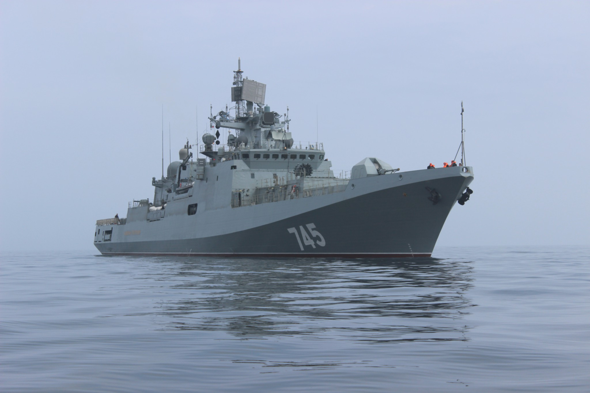 Οι Ρώσοι ενισχύουν τον στόλο της Μεσογείου