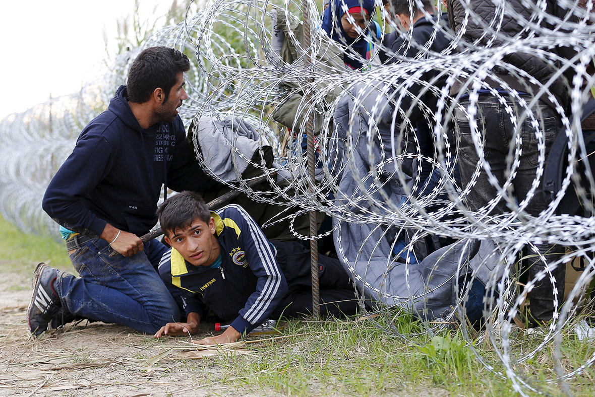 Η Πολωνία σχεδιάζει να θέτει υπό κράτηση πρόσφυγες