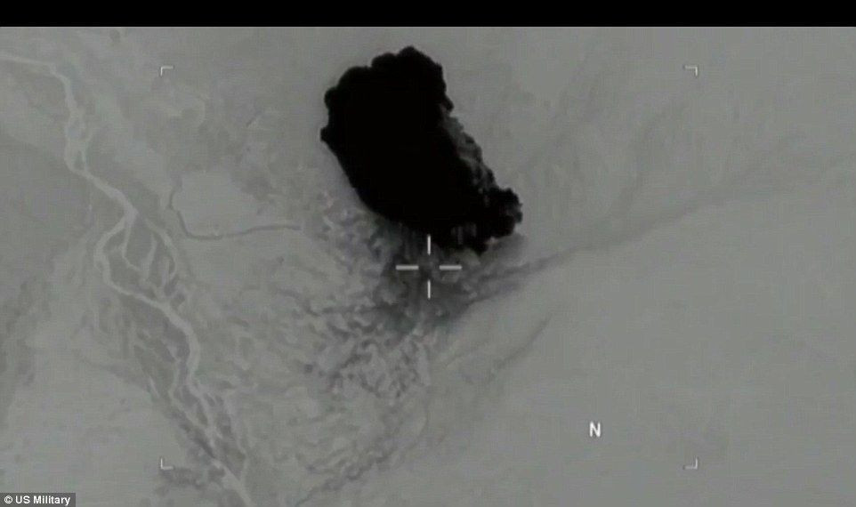 Αφγανιστάν: ‘Οταν έπεσε η «μητέρα όλων των βομβών» [Βίντεο]