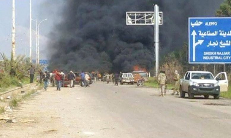 Αιματηρή επίθεση σε κομβόι λεωφορείων έξω από το Χαλέπι – Τουλάχιστον 43 άμαχοι νεκροί