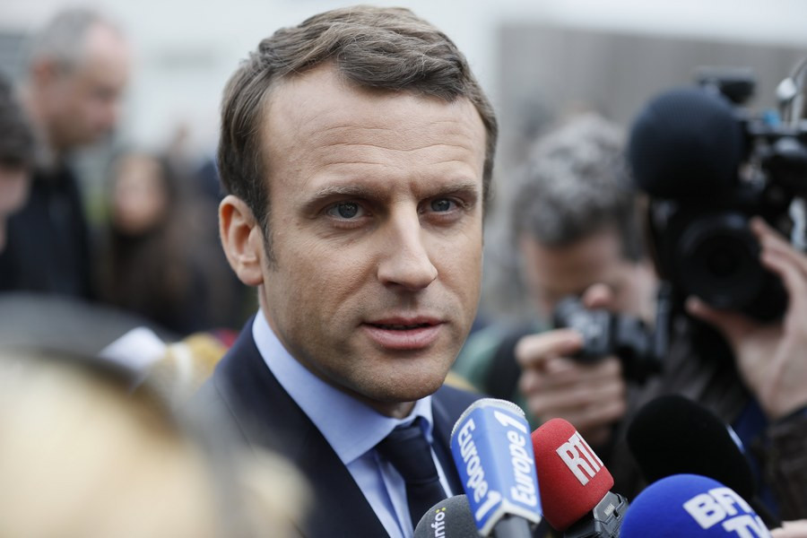 Γαλλικές εκλογές: Οι δημοσκοπήσεις «βγάζουν» Μακρόν στον πρώτο γύρο
