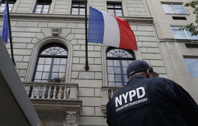 Εκκενώθηκε για μία ώρα το γαλλικό προξενείο στη Νέα Υόρκη μετά από τηλεφώνημα για βόμβα