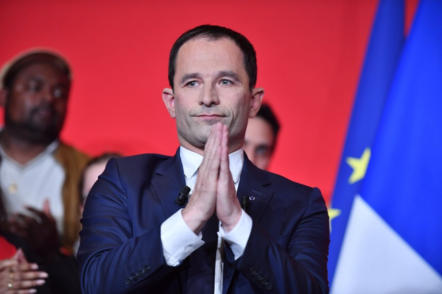 Προς διάλυση το γαλλικό Σοσιαλιστικό Κόμμα μετά την συντριβή