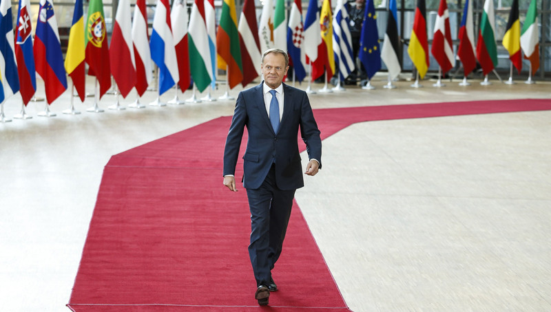 Τουσκ: Η ΕΕ των 27 «οφείλει να παραμείνει ενωμένη» για το Brexit