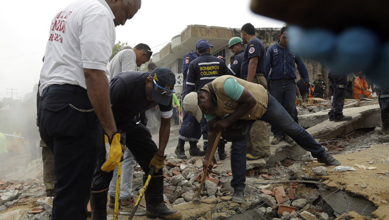 Κολομβία: 17 νεκροί και 23 τραυματίες από κατάρρευση κτιρίου με πλαστή άδεια