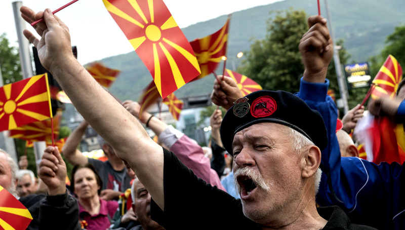 Φόβοι για ολοκληρωτική κατάρρευση στην ΠΓΔΜ με απρόβλεπτες συνέπειες