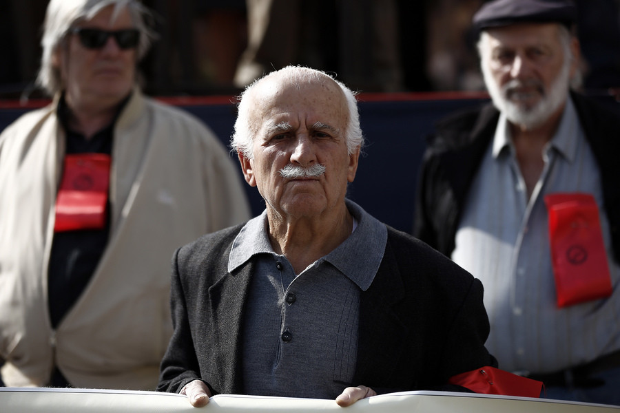 Το Ευρωδικαστήριο απέρριψε τις αγωγές Ελλήνων συνταξιούχων για τις περικοπές