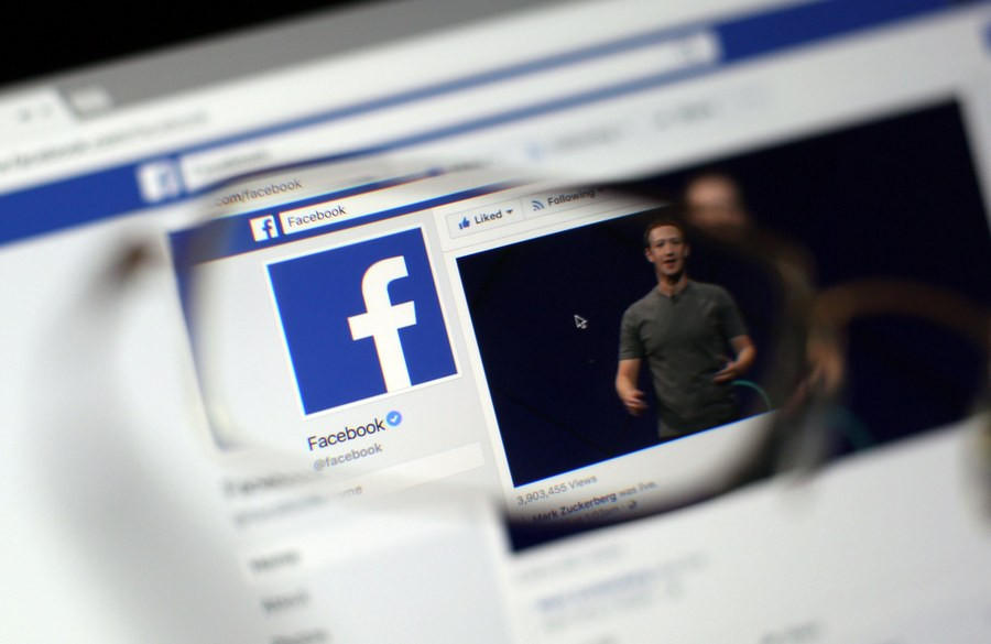Το Facebook άγγιξε τα 2 δισ χρήστες