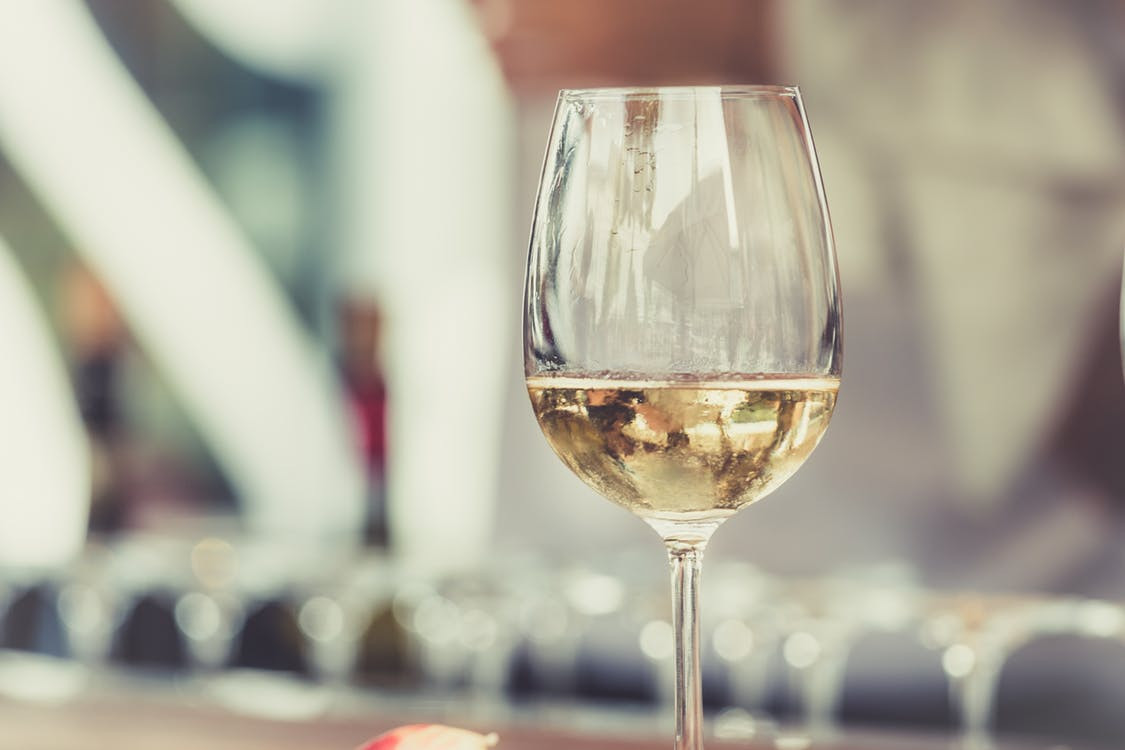Προς κατάργηση ο ειδικός φόρος κατανάλωσης στο κρασί