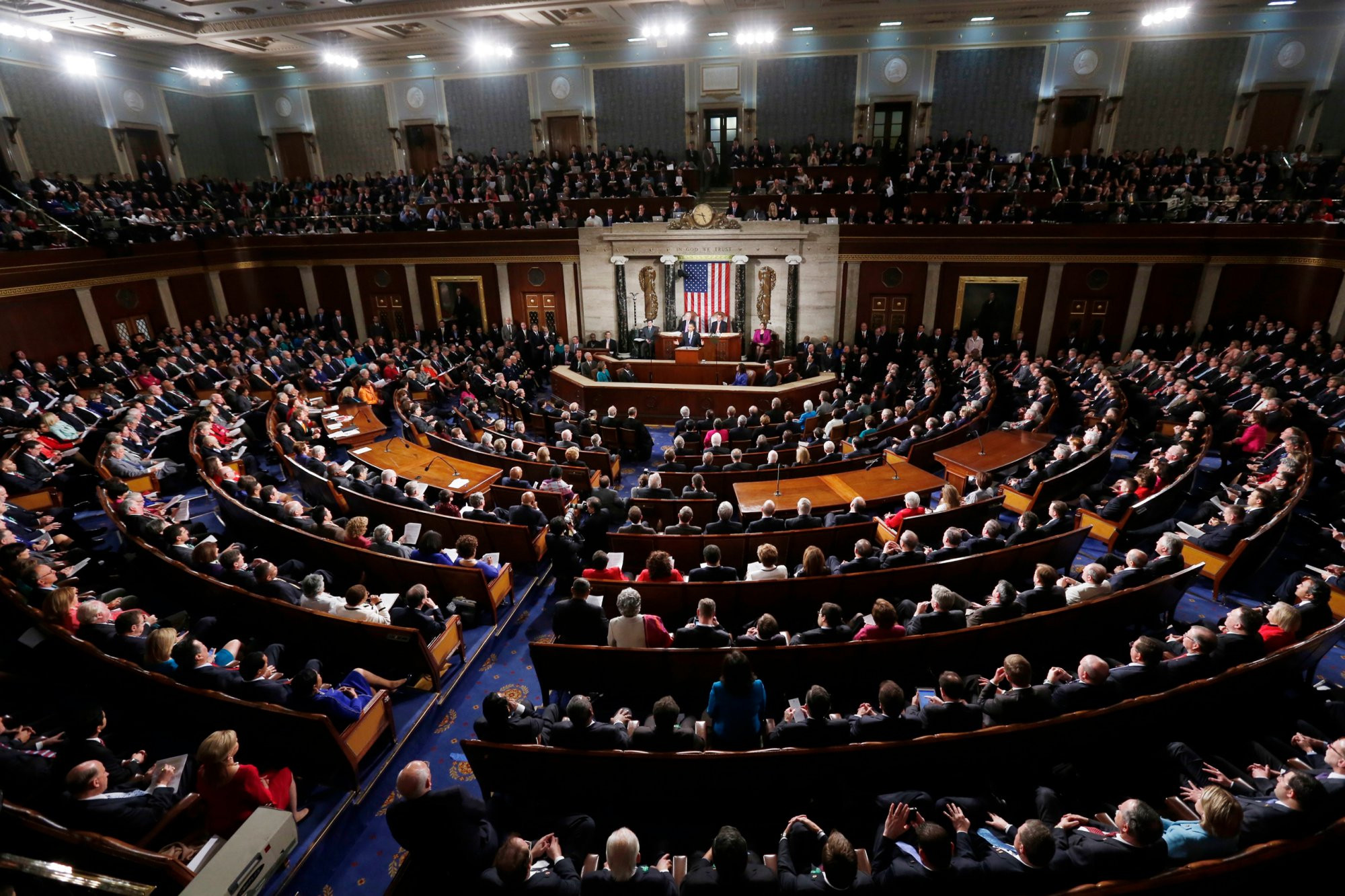 Oριακά εγκρίθηκε από τη Βουλή των ΗΠΑ το ψήφισμα για αντικατάσταση του Obamacare