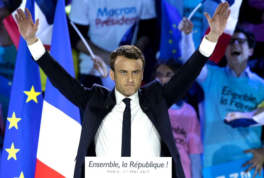 Νέος πρόεδρος της Γαλλίας ο Μακρόν [Live]