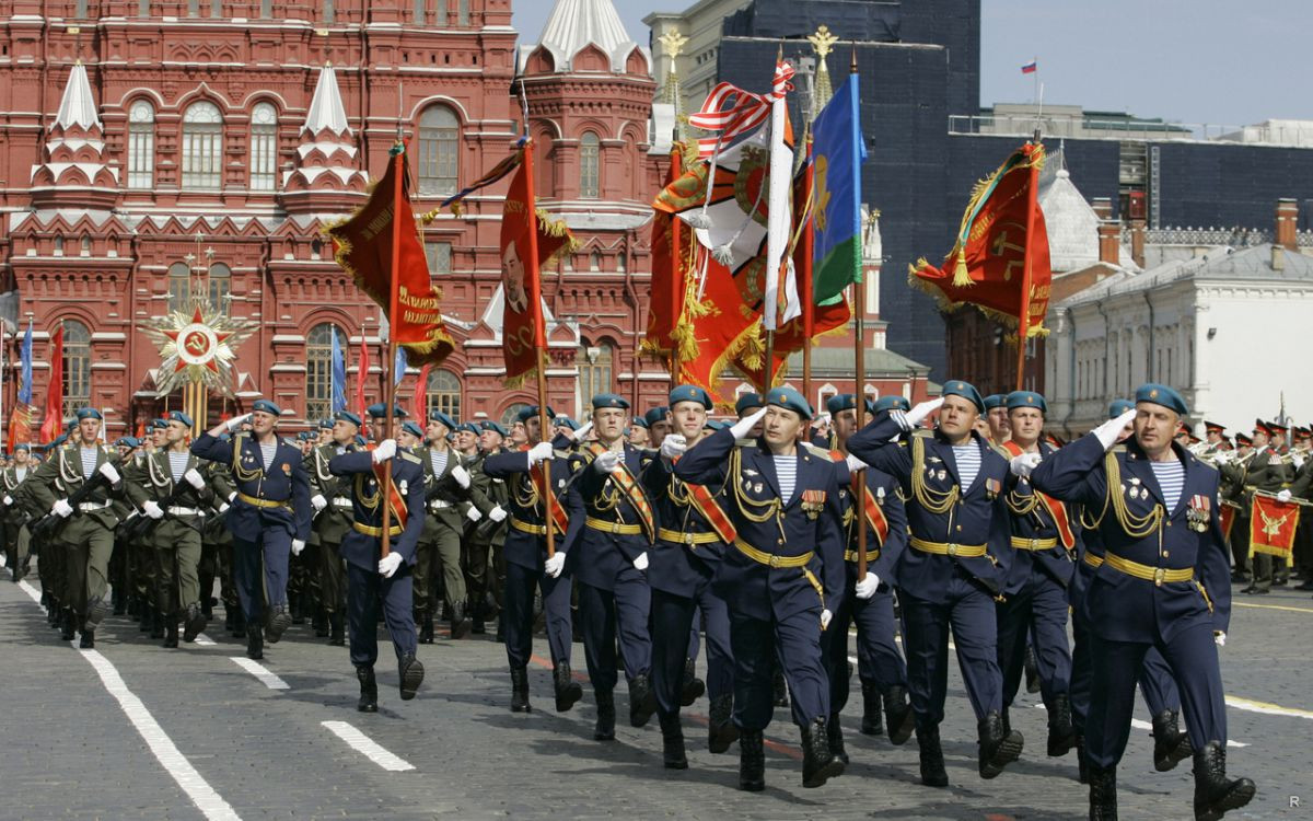 Η Ρωσία γιορτάζει με μεγάλη παρέλαση την Αντιφασιστική Νίκη [Βίντεο]