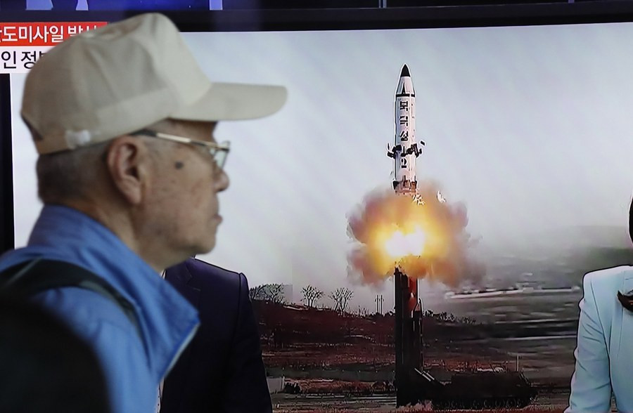 Σε νέα δοκιμή βαλλιστικού πυραύλου προχώρησε η Βόρεια Κορέα